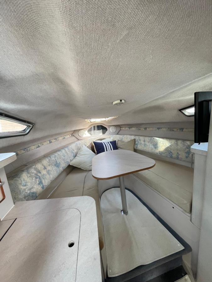 Yate Eos Badalona Exterior foto